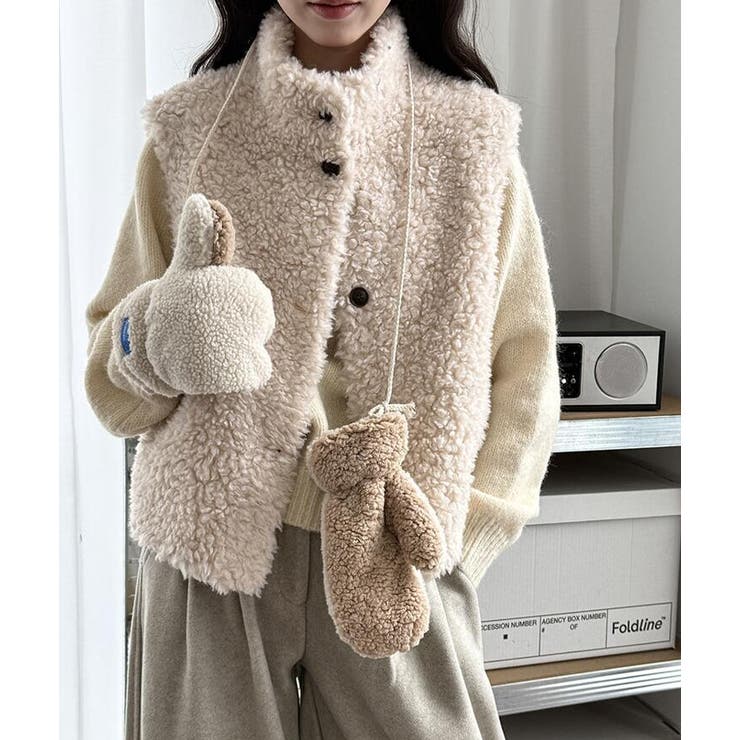 ハイネックふわふわボアベスト[品番：UZ000011860]｜Bifrost