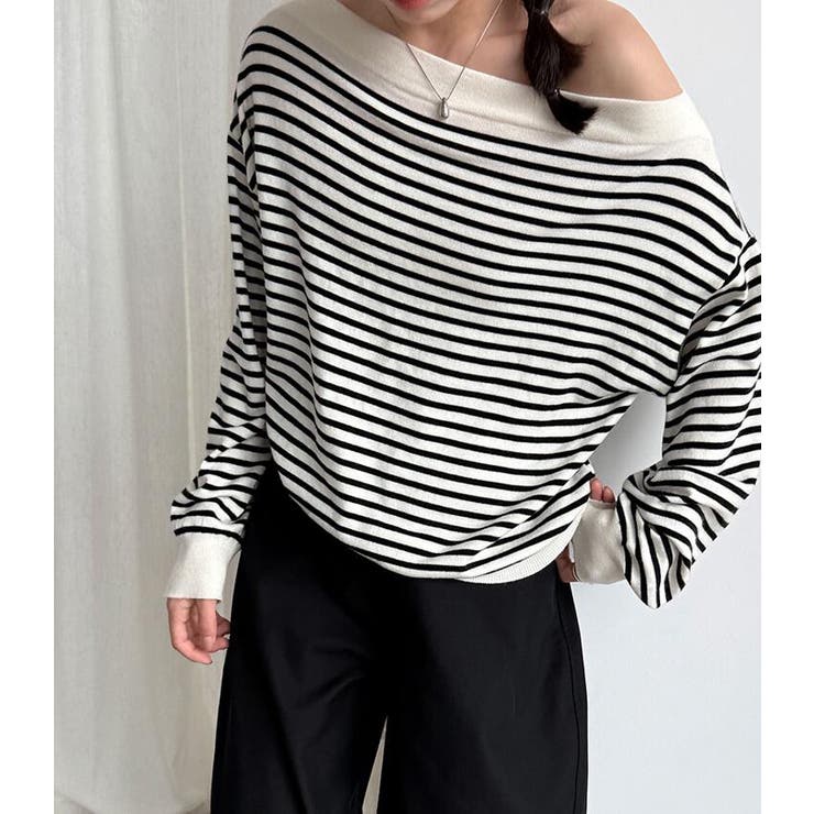 【BCBG MAXAZRIA】ストライプ柄オフショルダー ニットワンピース ストライプ柄オフショルニットトップス[品番：UZ000011067