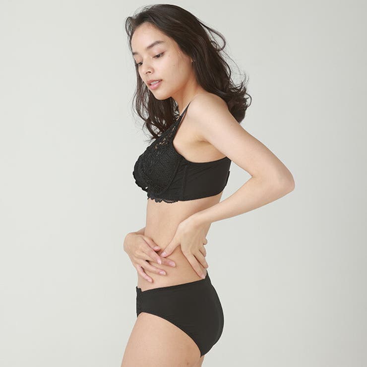 モノトーンカシュクールブラショーツセット | 神戸発ランジェリーショップ bon-KOBE  | 詳細画像2 