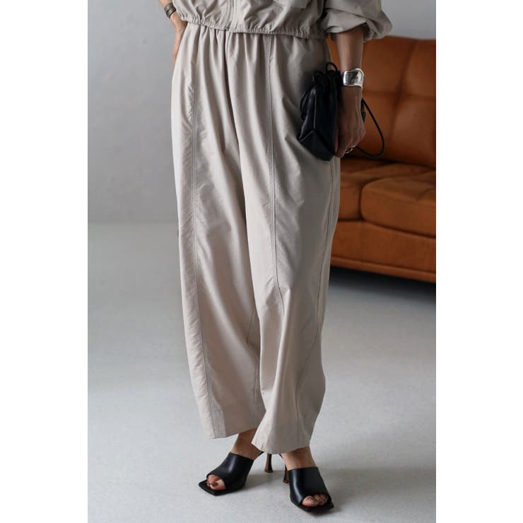 LIGHT-BEIGE | ウエストゴムナイロンボリュームパンツ 77-002837 | BONJOUR SAGAN