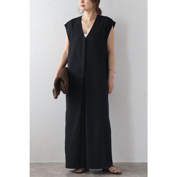 BLACK | フロントタックVネックオールインワン 77-003813 | BONJOUR SAGAN