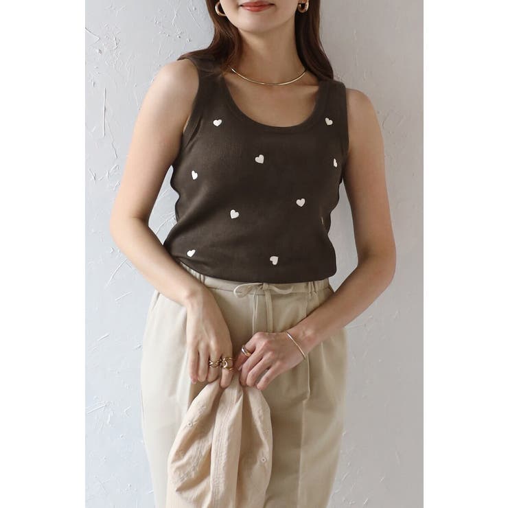 CHARCOAL-GRAY | ハート刺繍リブタンクトップ 77-004136 | BONJOUR SAGAN