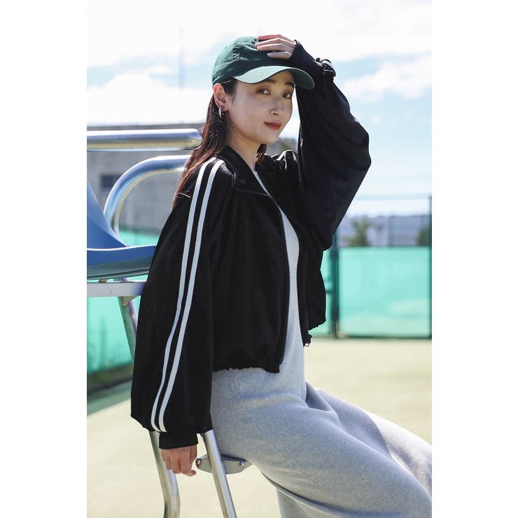 BLACK | 裾ドロストクロップド丈トラックジャケット 88-004247 | BONJOUR SAGAN