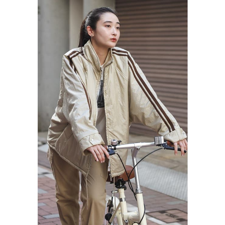 BEIGE | グロッシーナイロンタフタブルゾン 88-004248 | BONJOUR SAGAN