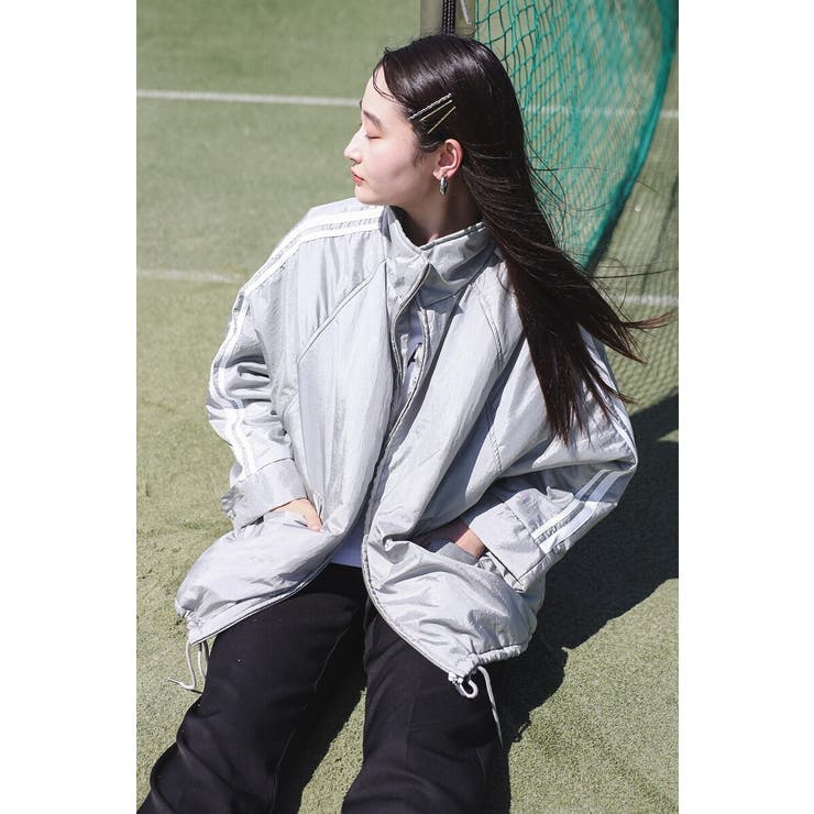 LIGHT-GRAY | グロッシーナイロンタフタブルゾン 88-004248 | BONJOUR SAGAN