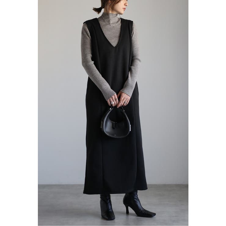 BLACK | アンチピリング加工裏起毛Vネックジャンスカ 88-004670 | BONJOUR SAGAN