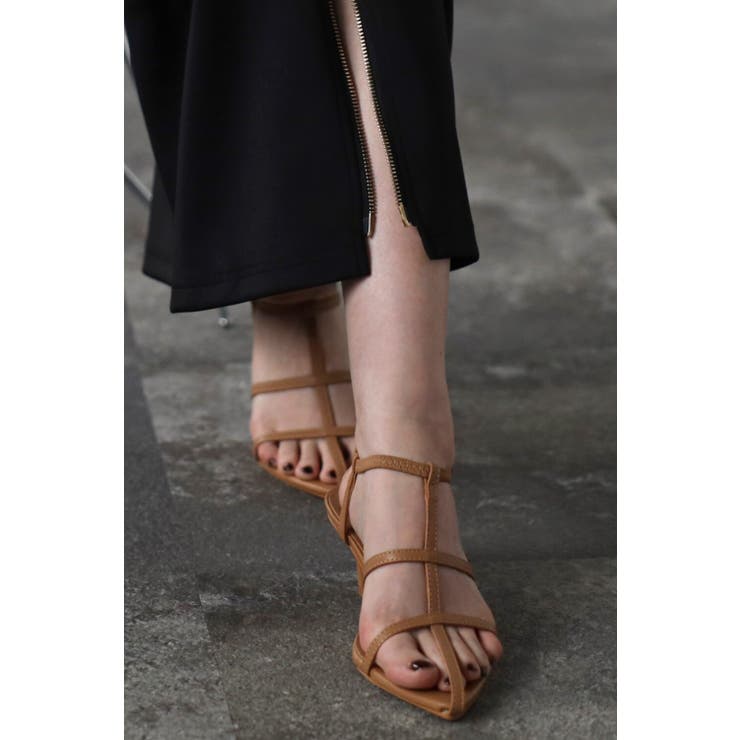 ポインテッドトゥTストラップローヒールサンダル 77-001993 | BONJOUR SAGAN | 詳細画像8 