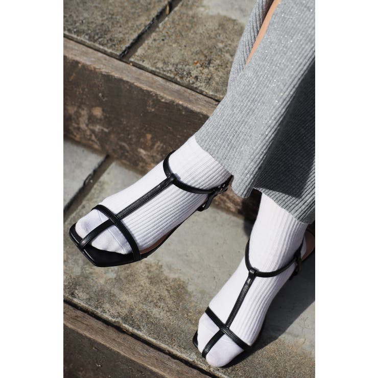 BLACK | スリムストラップヒールサンダル 77-003396 | BONJOUR SAGAN