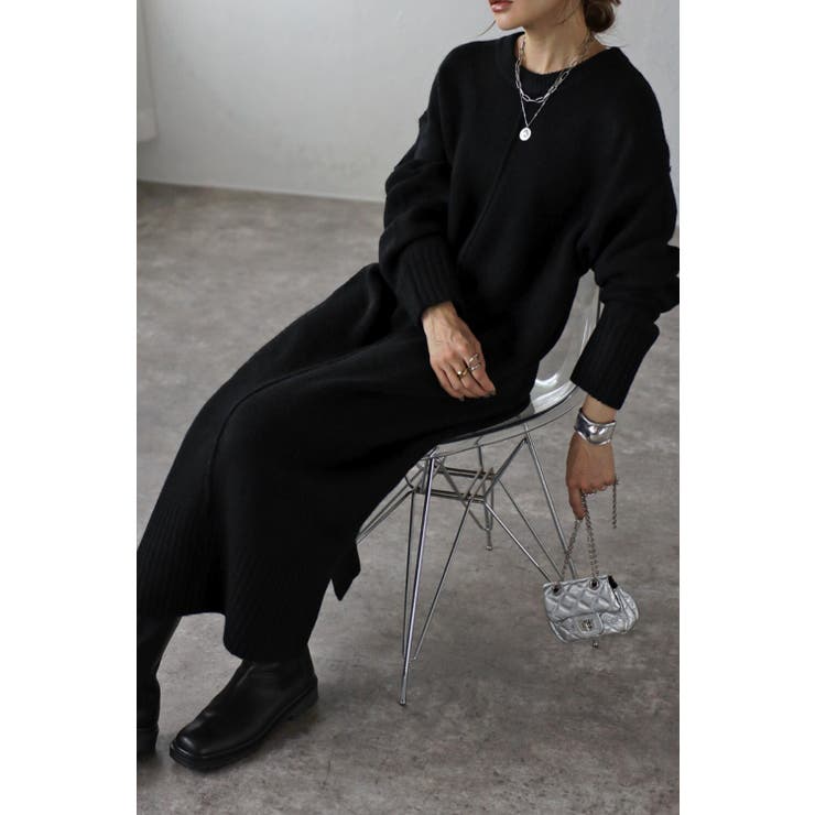 BLACK | センターシームラウンドカットニットワンピ 88-003223 | BONJOUR SAGAN