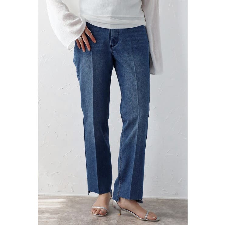 BLUE | ステップカットテーパードデニムパンツ 77-003671 | BONJOUR SAGAN