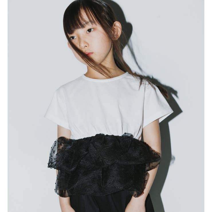 03:オフ白_黒フリル | 【b.+A】金子綾/ドットフリル付きチュニック | ブランシェス