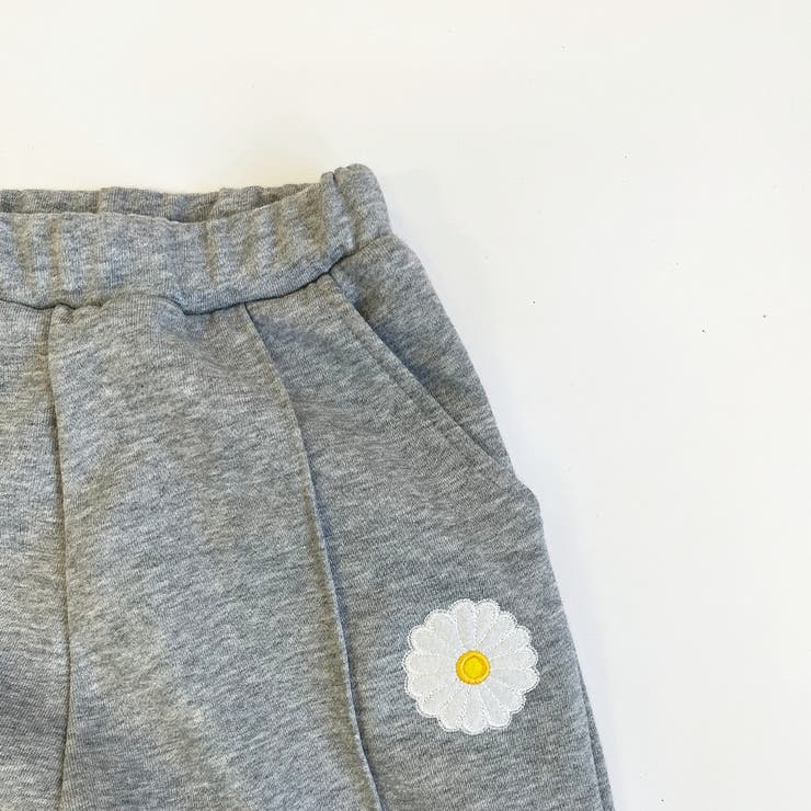 マーガレット刺しゅうワッペン センタープレススウェットパンツ | ブランシェス | 詳細画像4 