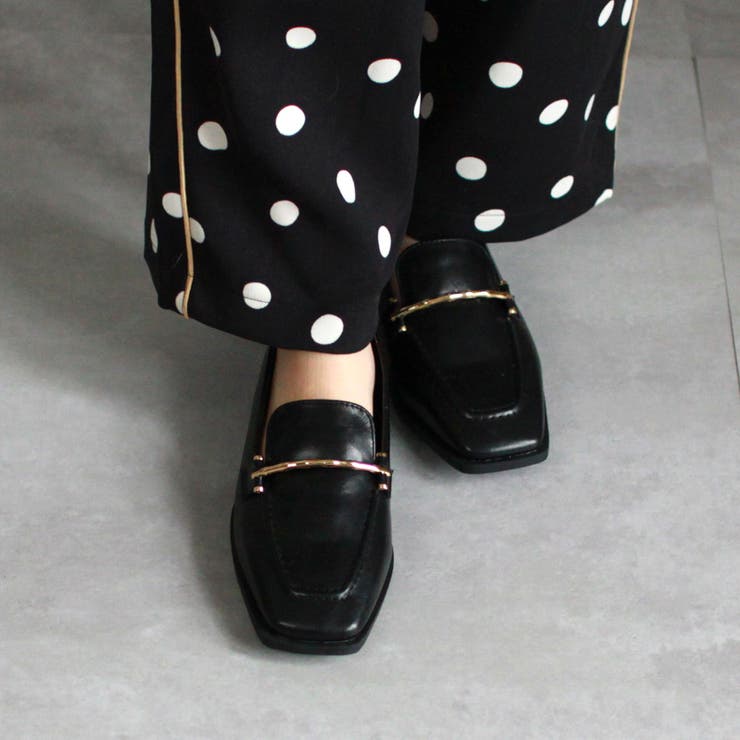 dresseum フリンジ 型押し ゴールド金具 ローファー スクエア金具 dresseum フリンジ 型押し ゴールド金具 ローファー スクエア金具