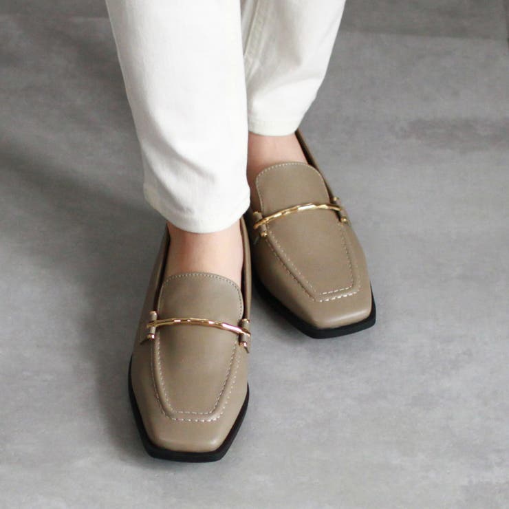 dresseum フリンジ 型押し ゴールド金具 ローファー スクエア金具 dresseum フリンジ 型押し ゴールド金具 ローファー スクエア金具