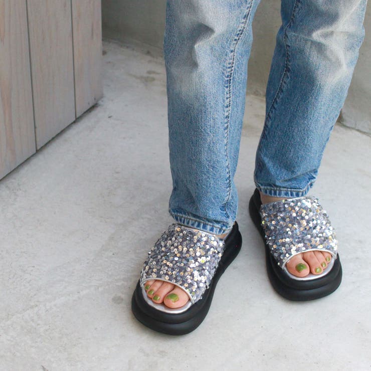 スパンコール 厚底サンダル シルバー[品番：DCLS0001374]｜Brignton