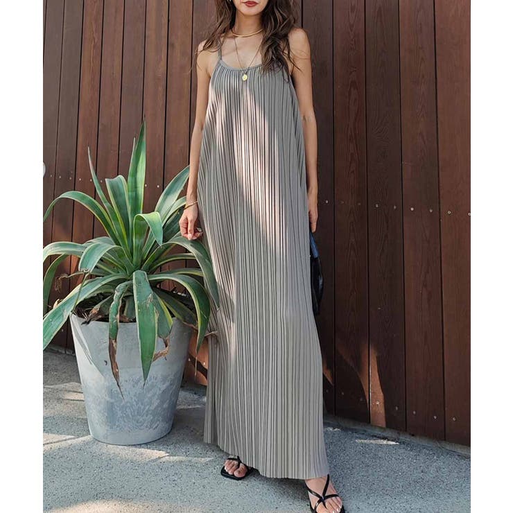 グレージュ | プリーツキャミソールワンピースesutoreja ワンピース スタイルアップ | BUYSENSE