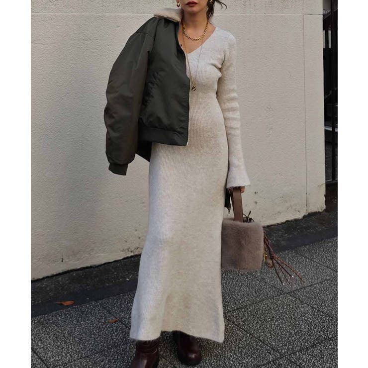 ベージュ | Vネックフレアニットワンピースesutoreja ワンピース スタイルアップ | BUYSENSE