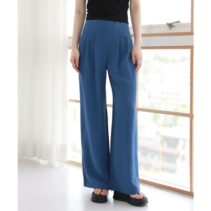 ブルー | 脚が長く見える ハイウエスト ピンタック スリット スラックス | by muni:r