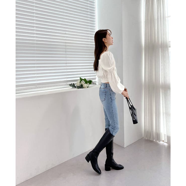 パフショルダースクエアネッククロップドブラウス | by muni:r | 詳細画像12 