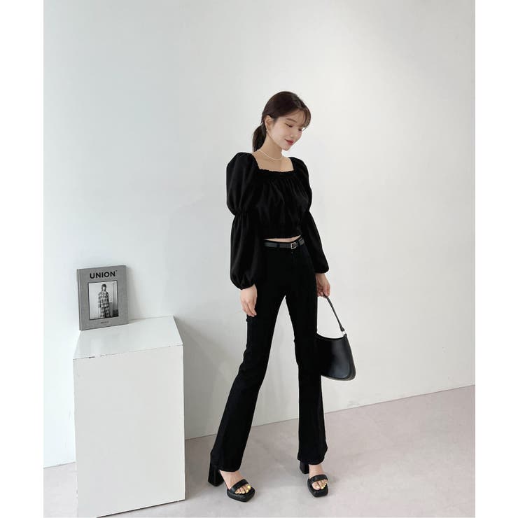 パフショルダースクエアネッククロップドブラウス | by muni:r | 詳細画像25 