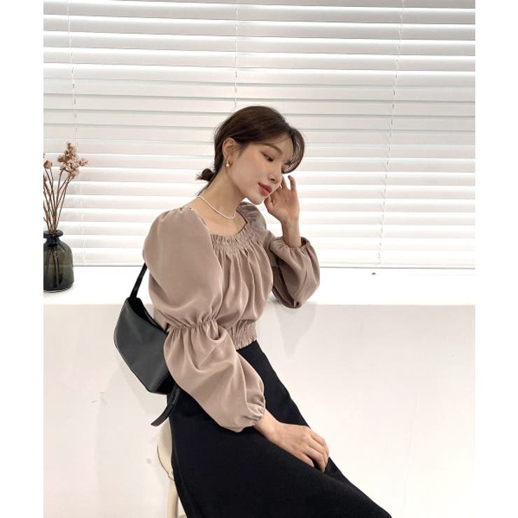 パフショルダースクエアネッククロップドブラウス | by muni:r | 詳細画像35 