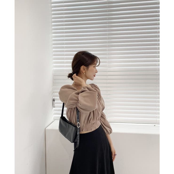 パフショルダースクエアネッククロップドブラウス | by muni:r | 詳細画像36 