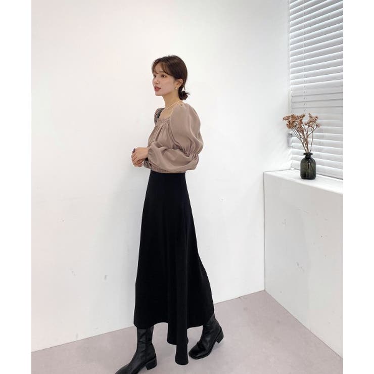 パフショルダースクエアネッククロップドブラウス | by muni:r | 詳細画像41 