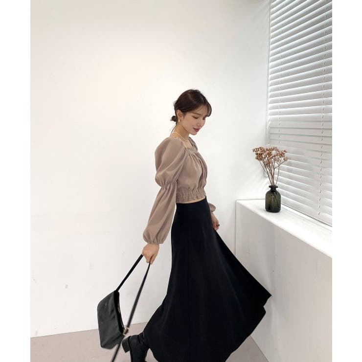 パフショルダースクエアネッククロップドブラウス | by muni:r | 詳細画像43 