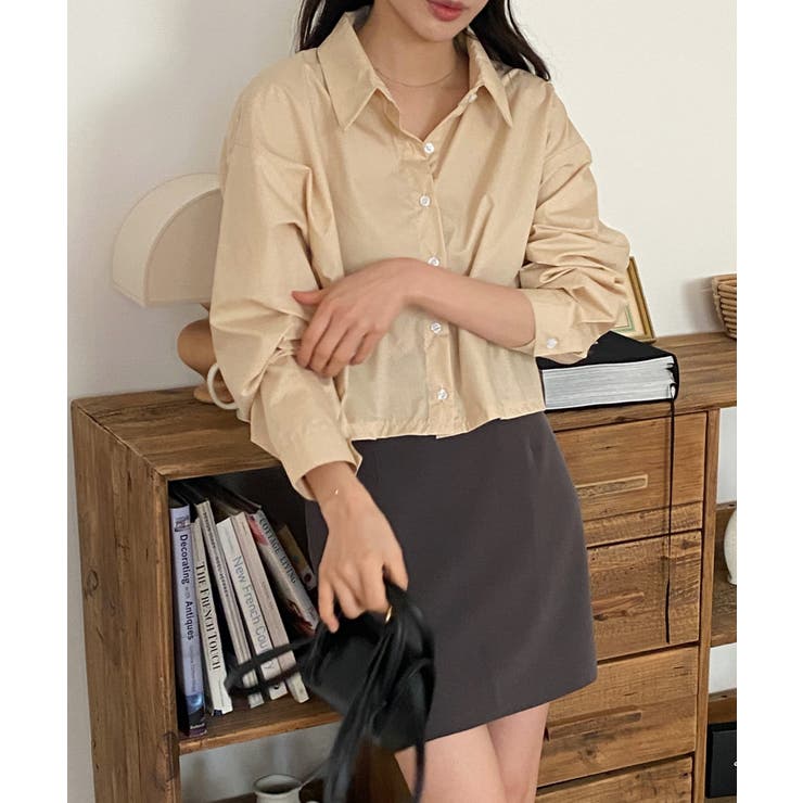 バックスリットショートブラウス | by muni:r | 詳細画像1 