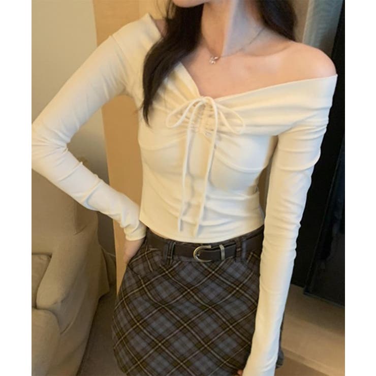 リボンシャーリングオフショルダーロングTシャツ | by muni:r | 詳細画像1 