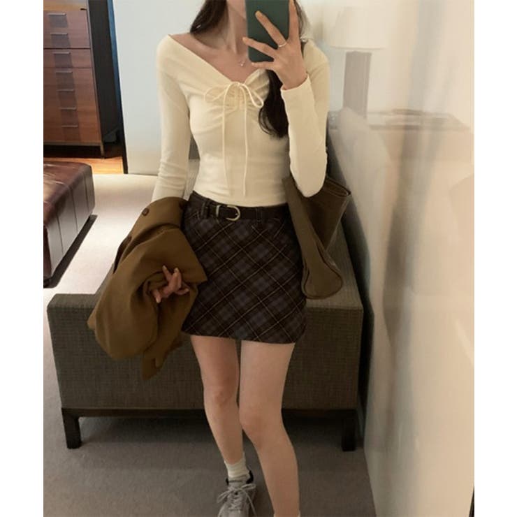 リボンシャーリングオフショルダーロングTシャツ | by muni:r | 詳細画像4 