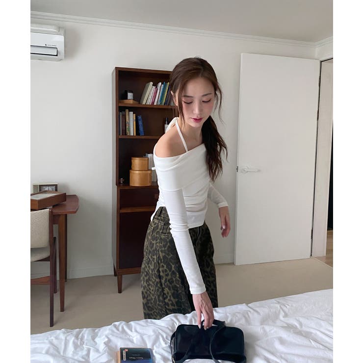 スリットオフショルダーストラップロングTシャツ | by muni:r | 詳細画像14 