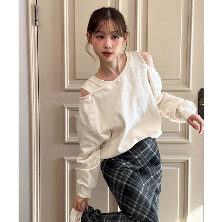 【着用動画あり 4色展開】ショルダーカットアウトスウェット 2025 | by muni:r | 詳細画像13 