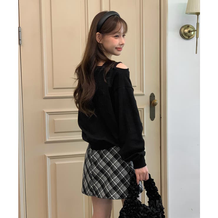 【着用動画あり 4色展開】ショルダーカットアウトスウェット 2025 | by muni:r | 詳細画像22 