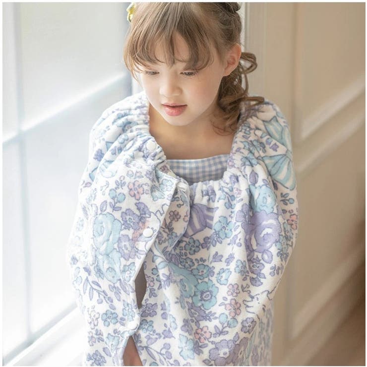 女の子 ラップタオル プール | Catherine Cottage | 詳細画像22 