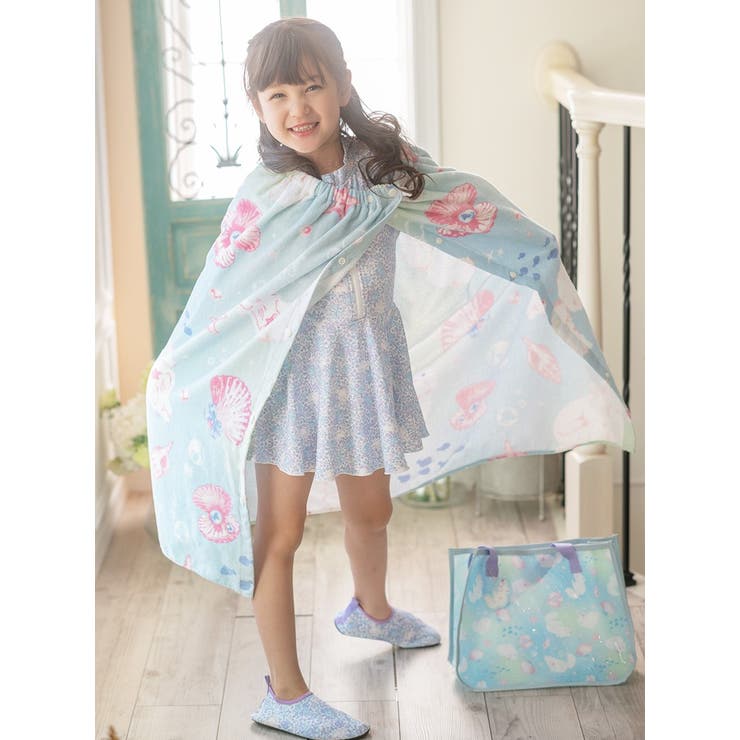 女の子 ラップタオル プール | Catherine Cottage | 詳細画像11 