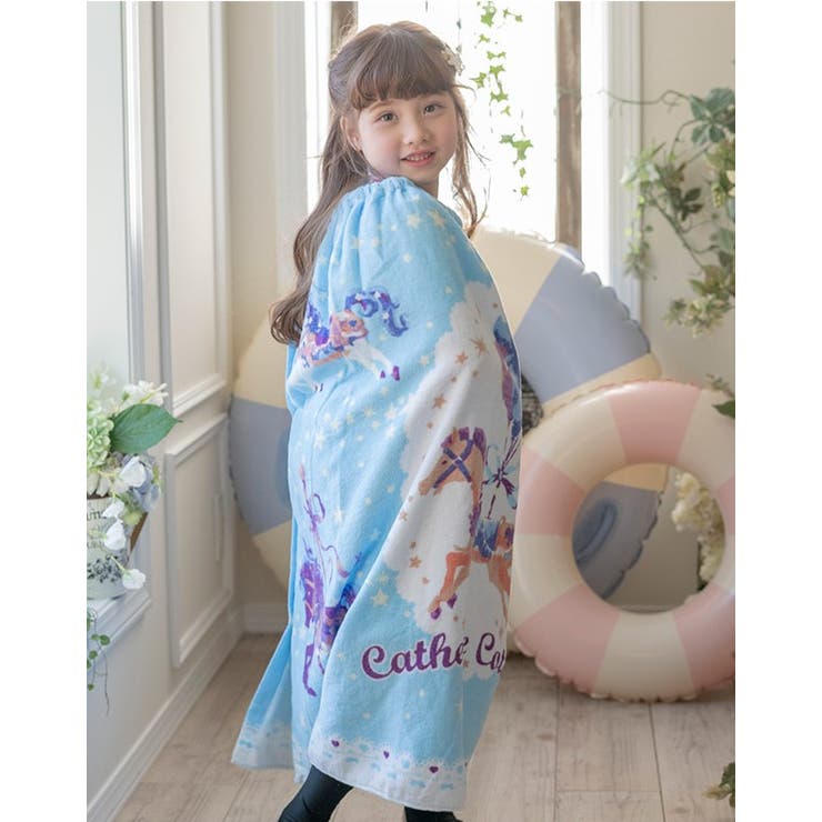 女の子 ラップタオル プール | Catherine Cottage | 詳細画像17 