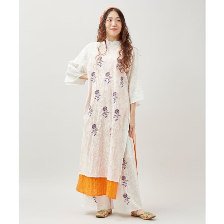 ホワイト | 【チャイハネ】ペティナ刺繍ワンピース | アミナコレクション 