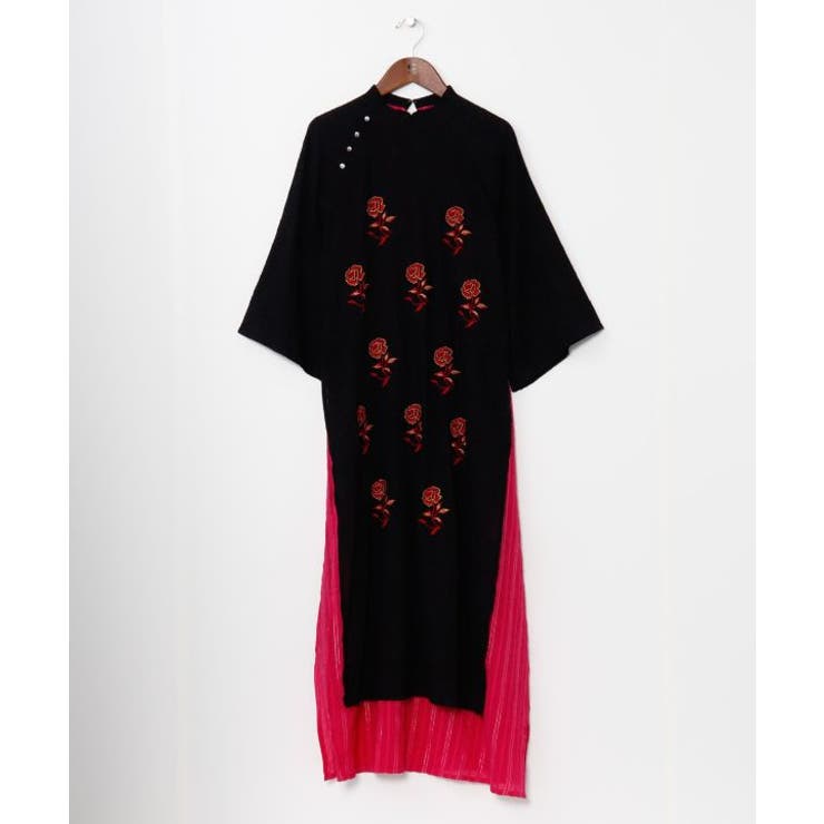 ブラック | 【チャイハネ】ペティナ刺繍ワンピース | アミナコレクション 