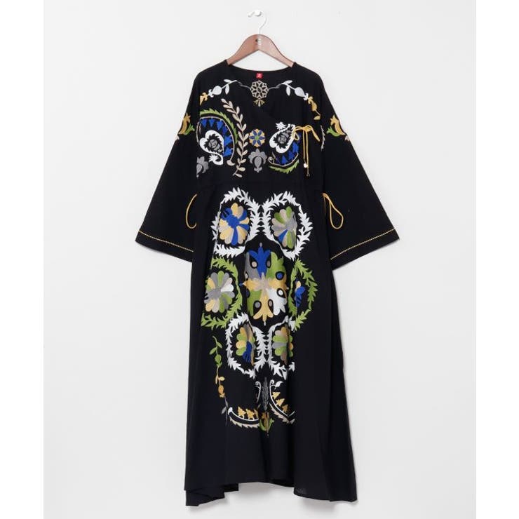 ブラック | 【チャイハネ】エルジャン刺繍ワンピース | アミナコレクション 