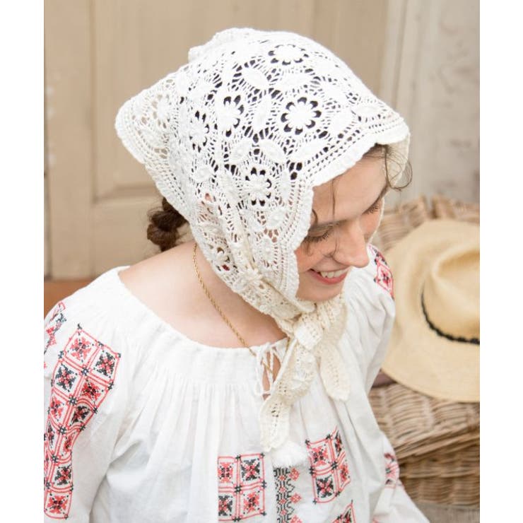 ベージュ | 【欧州航路】クロシェダイヤスカーフ | アミナコレクション 