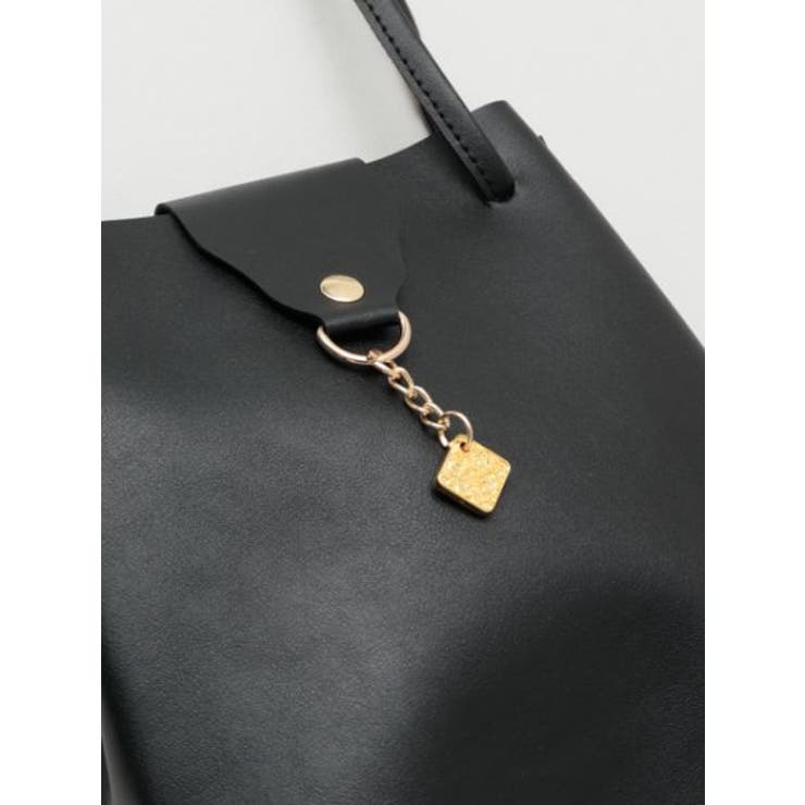 【欧州航路】フェイクレザー×メタルチャーム ミニショルダーバッグ | アミナコレクション  | 詳細画像2