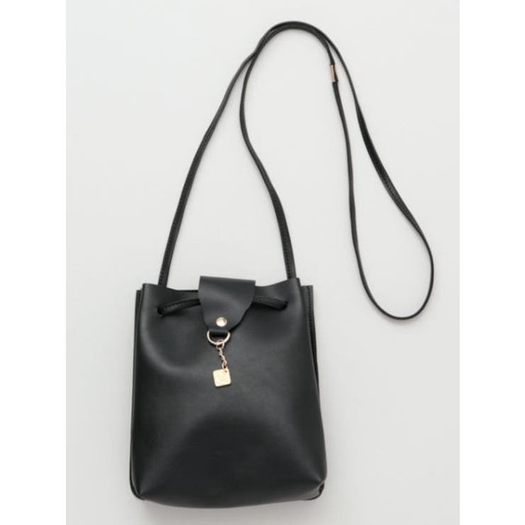 ブラック | 【欧州航路】フェイクレザー×メタルチャーム ミニショルダーバッグ | アミナコレクション