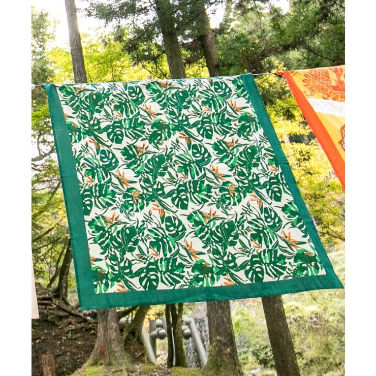 ベージュ | 【チャイハネ】リゾートボタニカル柄大風呂敷 | アミナコレクション 