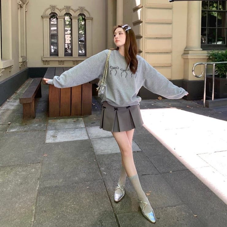 リボント刺繍ゆったりトレーナー | Alvia | 詳細画像2 