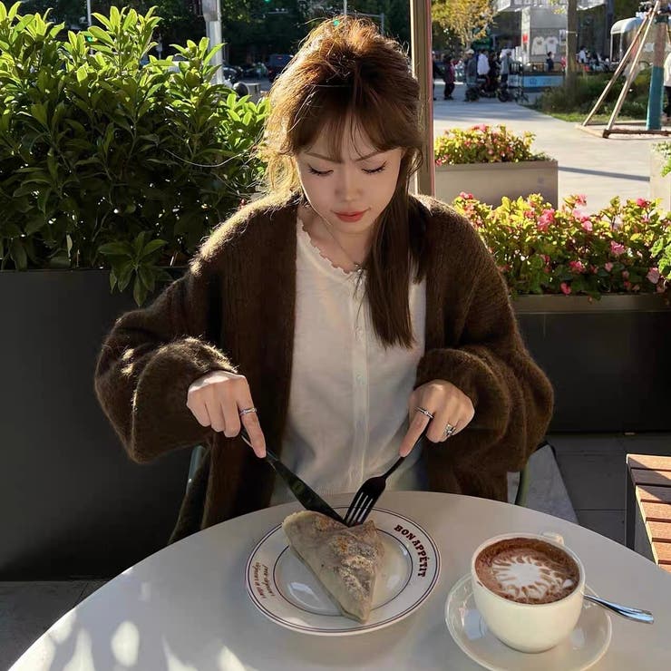 ボリューム袖ニットカーディガン | Alvia | 詳細画像9 