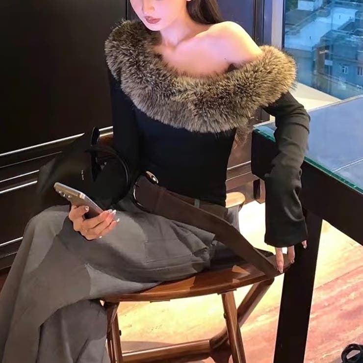 ファー付きオフショルダートップス セクシー 春 | Alvia | 詳細画像11 