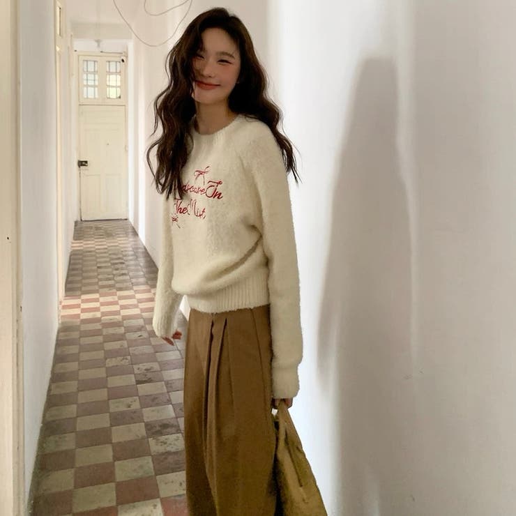 刺繍ロゴニットプルオーバー 春 韓国 | Alvia | 詳細画像2 