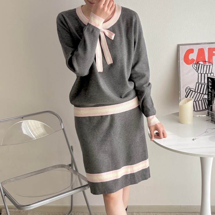 ピンク | セットアップ ニットプルオーバー＆ミニスカート 2点セット | Alvia