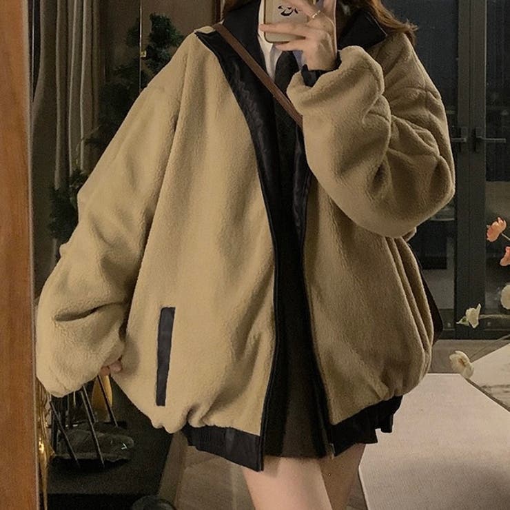 リバーシブルフェイクレザー×ボアアジャケット ブルゾン オーバーサイズ | Alvia | 詳細画像4 